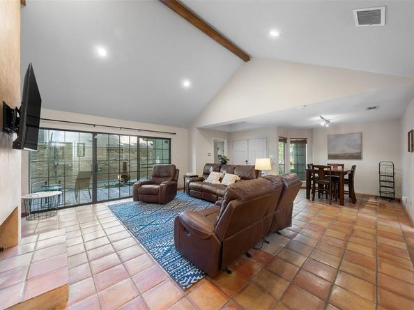2739  Sedgeway Lane , Carrollton Texas 75006