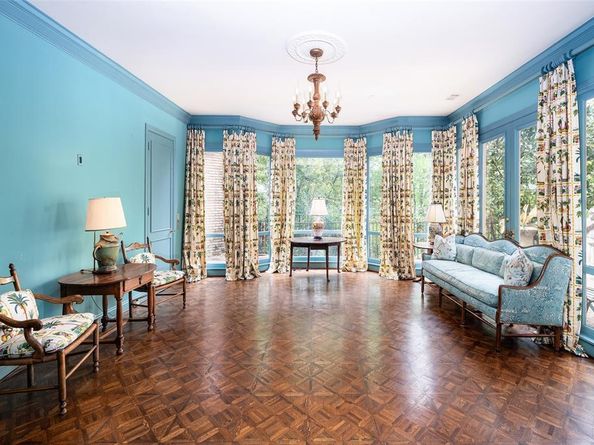 5826  Farquhar Lane , Dallas Texas 75209