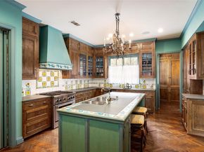 5826  Farquhar Lane , Dallas Texas 75209