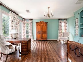 5826  Farquhar Lane , Dallas Texas 75209