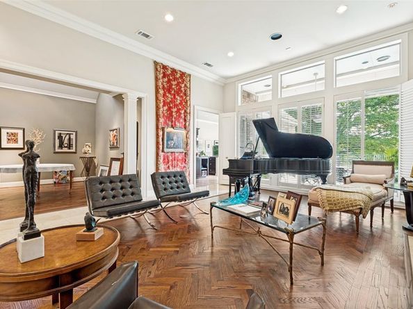13836  Rockbend Place , Dallas Texas 75240