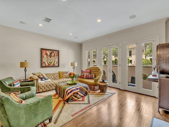 2705  Museum Way , Fort Worth Texas 76107