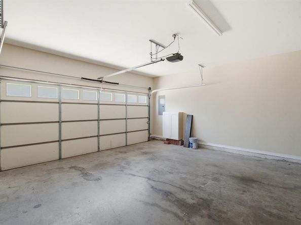 5221  Park Drive , River Oaks Texas 76114