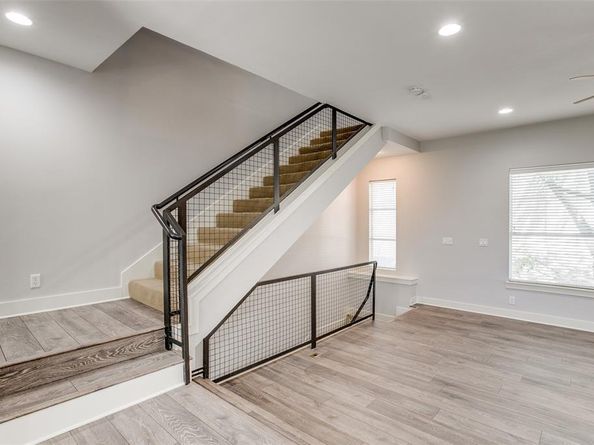 3824  Brown Street  B, Dallas Texas 75219