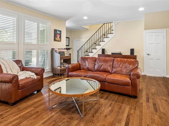 311  Paulus Avenue , Dallas Texas 75214