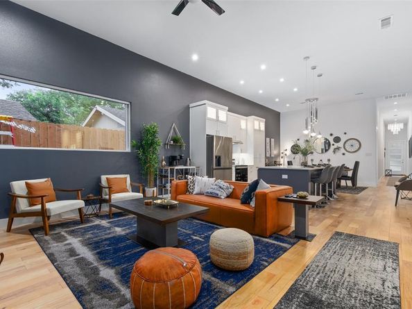 3615  Mcbroom Street , Dallas Texas 75212