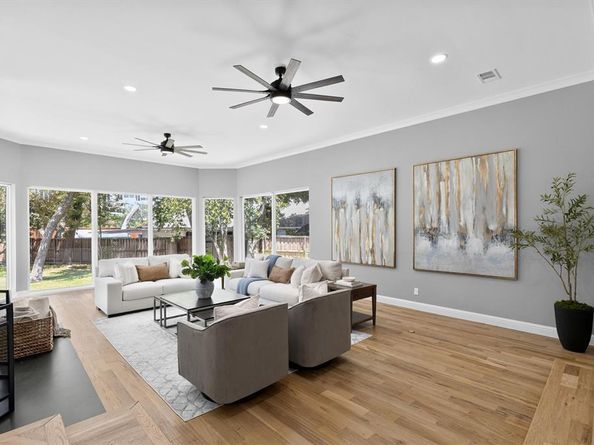 11752  Valleydale Drive , Dallas Texas 75230
