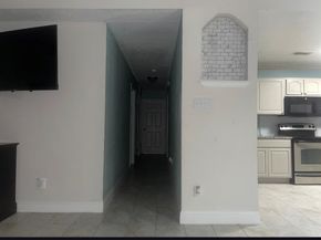 2579  Mossglen Drive , Dallas Texas 75227