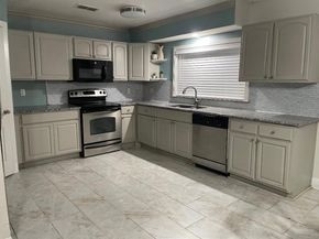 2579  Mossglen Drive , Dallas Texas 75227