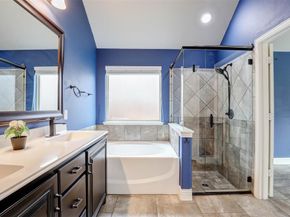 9501  Meadowpark Drive , Denton Texas 76226