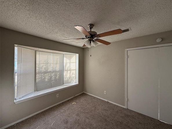 2286  Nantucket Village Circle , Dallas Texas 75227