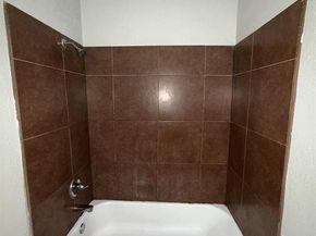 2286  Nantucket Village Circle , Dallas Texas 75227