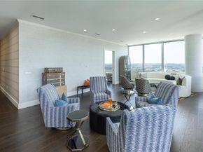 2200  Victory Avenue  2207, Dallas Texas 75219