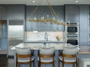 2200  Victory Avenue  2207, Dallas Texas 75219