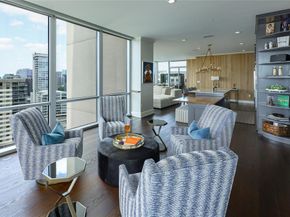 2200  Victory Avenue  2207, Dallas Texas 75219