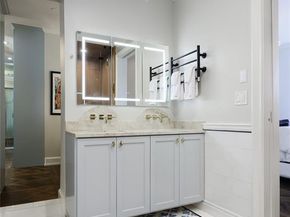 2200  Victory Avenue  2207, Dallas Texas 75219