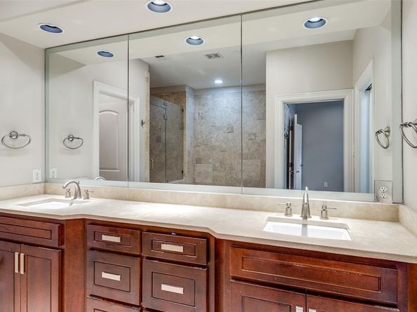 6333  Richmond   D, Dallas Texas 75214