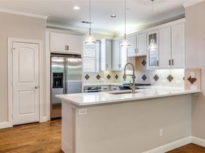 6333  Richmond   D, Dallas Texas 75214