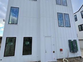 4631  Sylvester Street  101109, Dallas Texas 75219