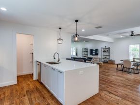 1000  Cameron Avenue , Dallas Texas 75223