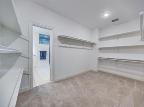 1000  Cameron Avenue , Dallas Texas 75223