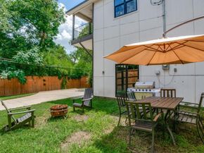 1000  Cameron Avenue , Dallas Texas 75223