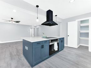 5821  Clendenin Avenue , Dallas Texas 75228