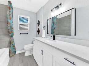 5821  Clendenin Avenue , Dallas Texas 75228