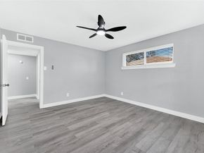 5821  Clendenin Avenue , Dallas Texas 75228