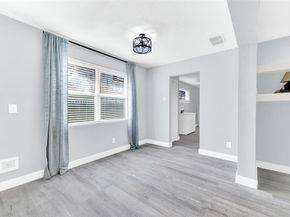 5821  Clendenin Avenue , Dallas Texas 75228