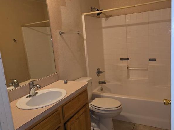 4007  Puget Avenue , Dallas Texas 75212