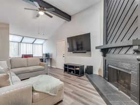 2110  Randy Snow Road  313, Arlington Texas 76011