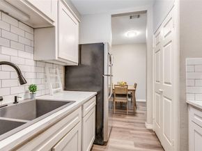 2110  Randy Snow Road  313, Arlington Texas 76011