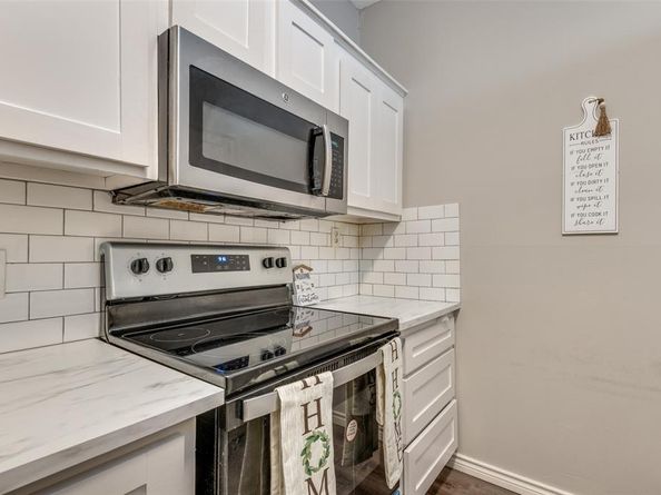 2110  Randy Snow Road  313, Arlington Texas 76011