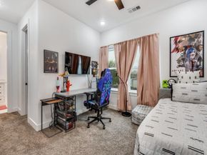 713  Wayne Street , Dallas Texas 75223