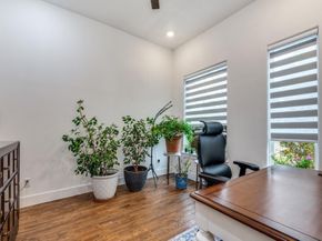 713  Wayne Street , Dallas Texas 75223