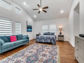 713  Wayne Street , Dallas Texas 75223