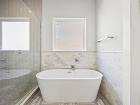 2011 N Prairie Avenue  2011, Dallas Texas 75204