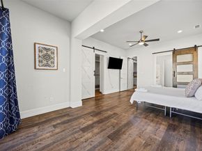 2011 N Prairie Avenue  2011, Dallas Texas 75204