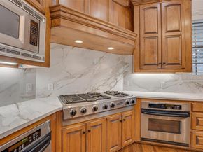 2216  Kings Pass , Heath Texas 75032