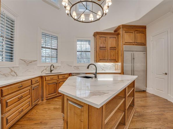 2216  Kings Pass , Heath Texas 75032