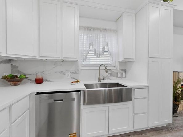1202  Morrell Avenue , Dallas Texas 75203