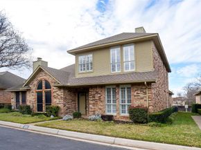 1229  Wooded Trail , Hurst Texas 76053