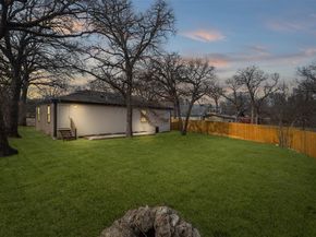 153  Avondale Avenue , Azle Texas 76020