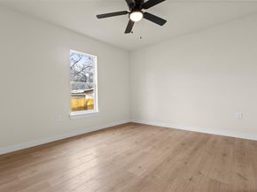 153  Avondale Avenue , Azle Texas 76020