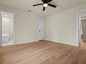 153  Avondale Avenue , Azle Texas 76020