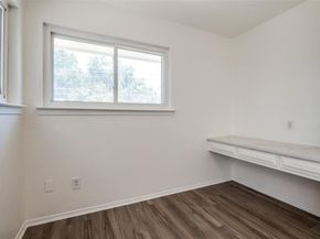 1902  Pat Ln  , Carrollton Texas 75006