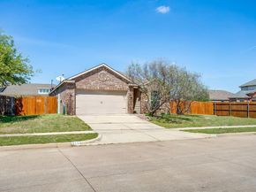 513  Bailer Drive , Crowley Texas 76036
