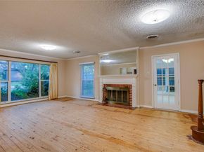 1439  Junior Drive , Dallas Texas 75208