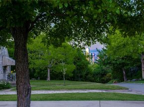 1439  Junior Drive , Dallas Texas 75208